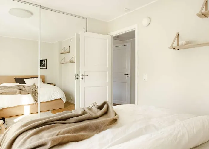 With Balcony And 3 Bedrooms! Appartement